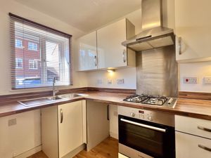 Kitchen- click for photo gallery